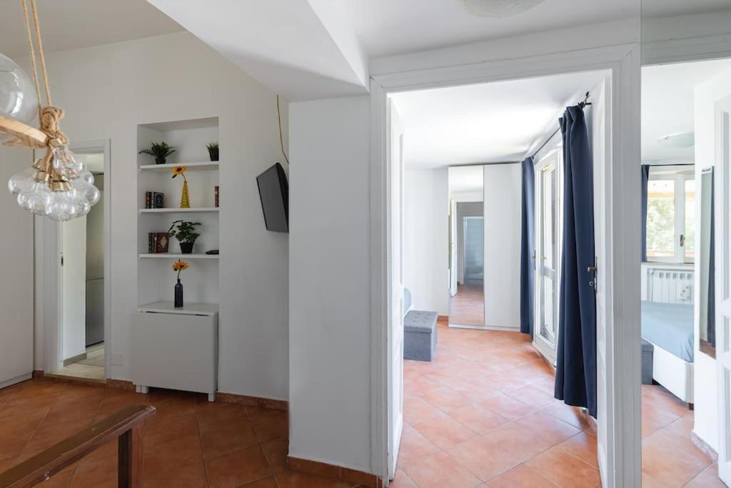 Penthouse With Jacuzzi On Private Terrace In Trastevere 로마 외부 사진