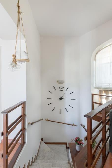 Penthouse With Jacuzzi On Private Terrace In Trastevere 로마 외부 사진