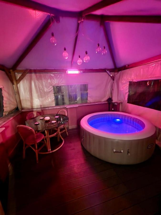 Penthouse With Jacuzzi On Private Terrace In Trastevere 로마 외부 사진